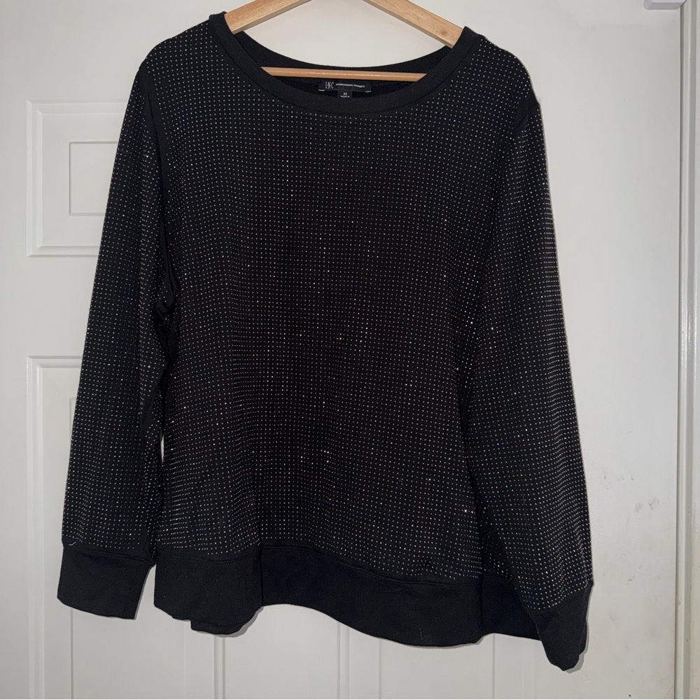 Inc International. Size 2X. Gold Rhinestone Sweatshirt Top